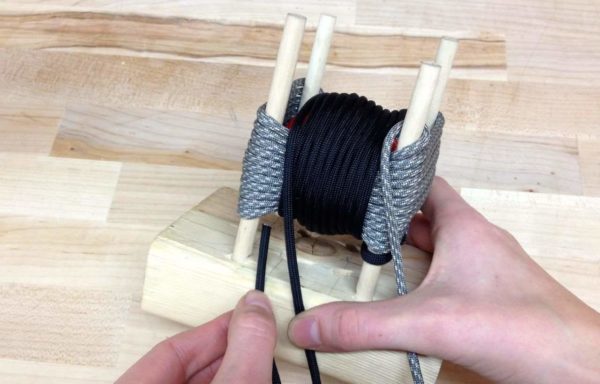Paracord Monkey's Fist Made Easy with this Simple DIY Jig 