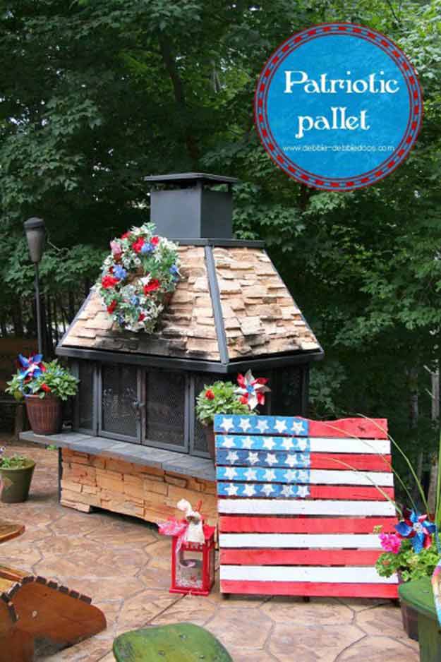  Patriotic Pallet | 25 Ways To Have The Most Patriotic 4th Of July Party 