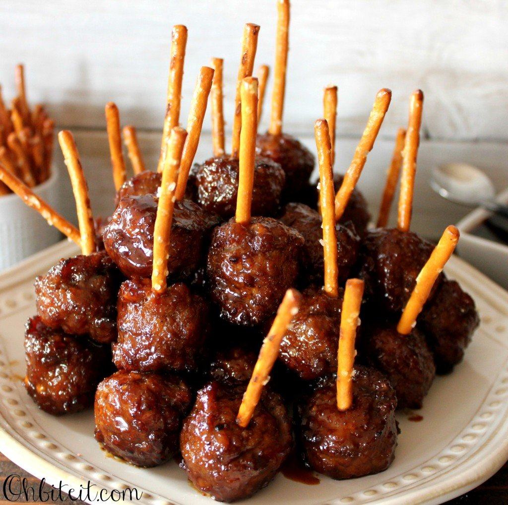 Instructions and recipe for sweet heat molasses meatballs as a finger food