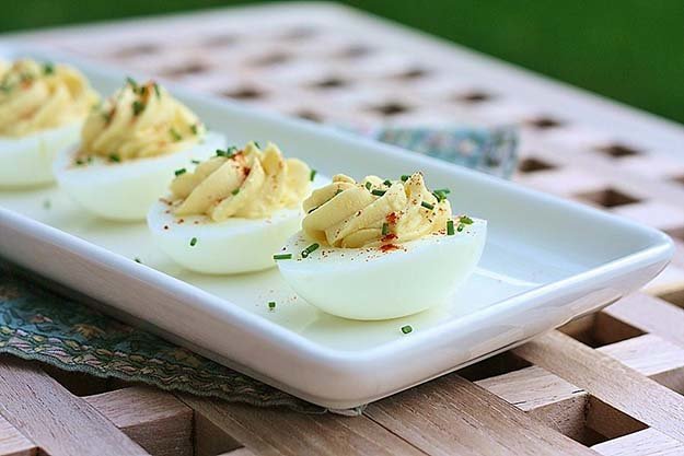 DIY-Finger-Foods-deviled-eggs-2