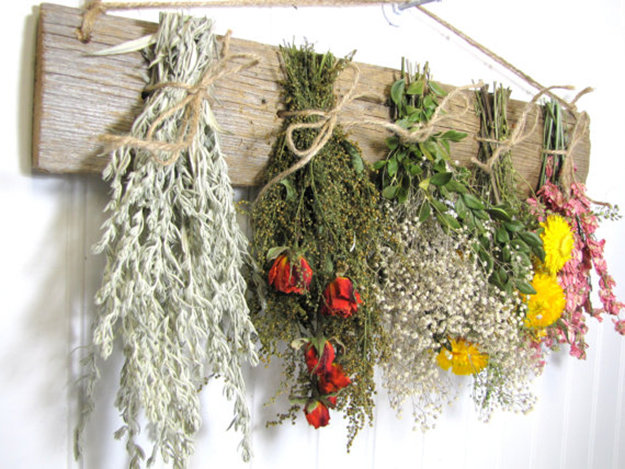 DIY Projects Things You Can Make Using Dried Herbs 5