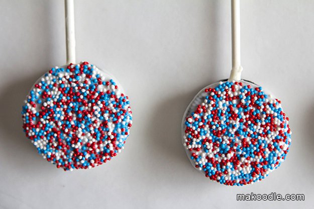 oreo cake pops patriotic recipes | 25 Ways To Have The Most Patriotic 4th Of July Party - 