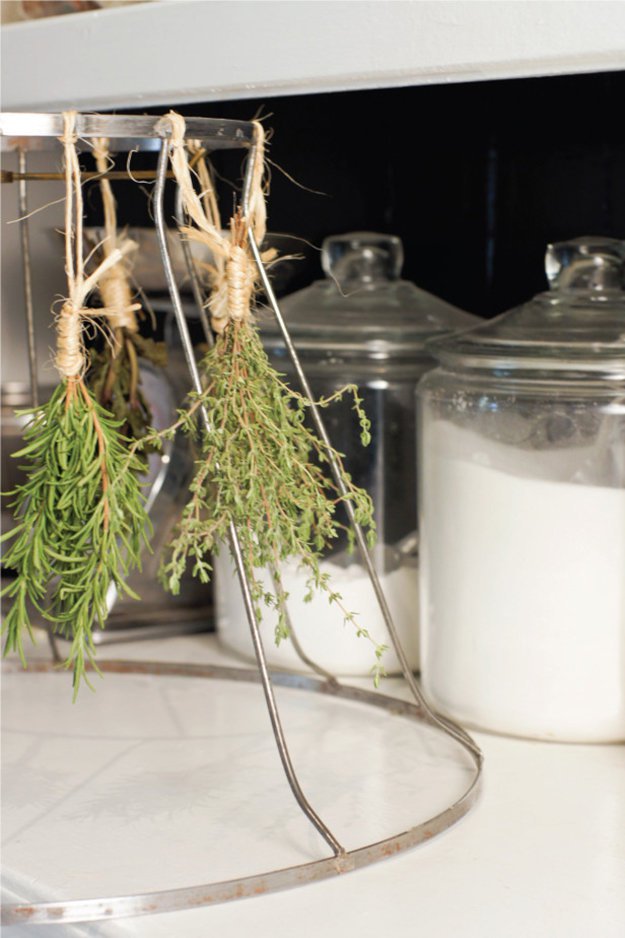 DIY Projects Things You Can Make Using Dried Herbs 10