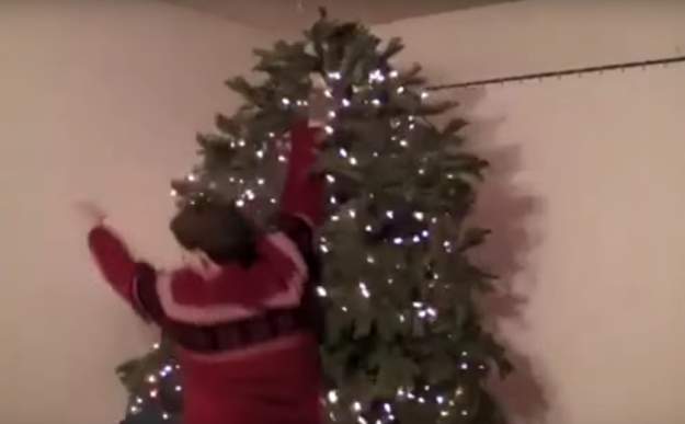 Christmas Tree Fails to Get You LOLing [VIDEO] DIY Ready